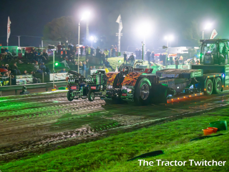 Round five: Rain soaked Eccleston battles on