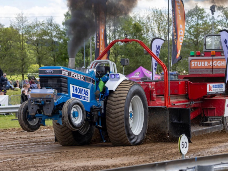 Round one: Scorton sets the bar high
